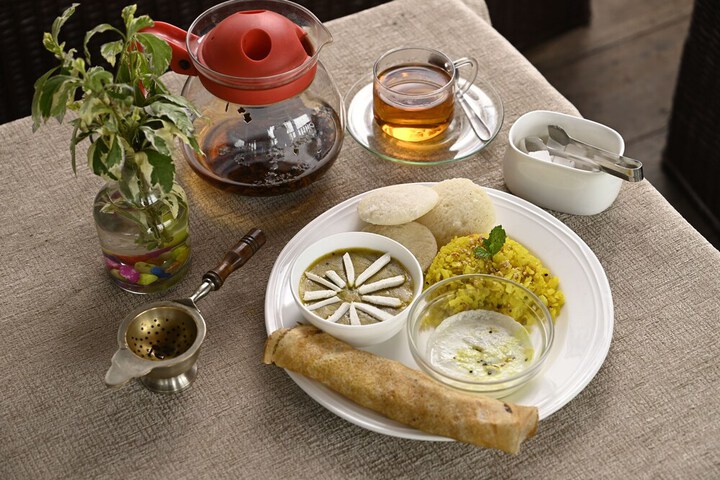 Breakfast/Coffee Service 15 of 23