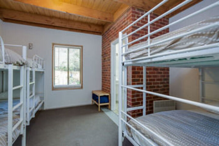 Room 8 of 32
