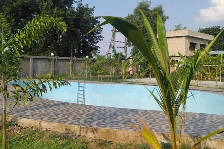Pool 17 of 62