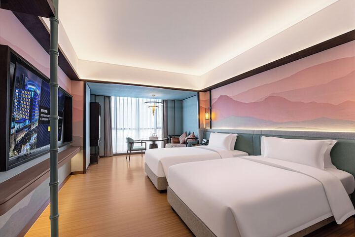 Room 7 of 49
