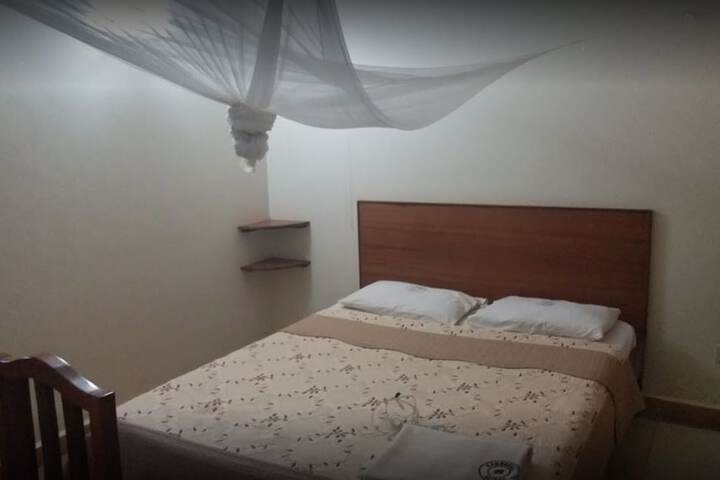 Room 3 of 27
