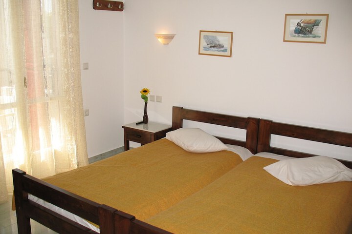 Room 18 of 68