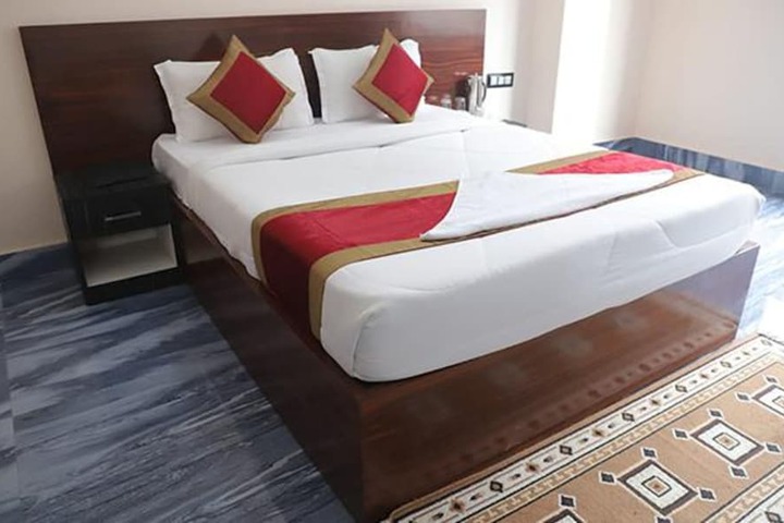 Room 9 of 21