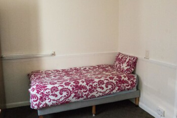 Room 40 of 49