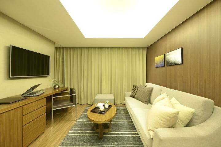 Room 19 of 77