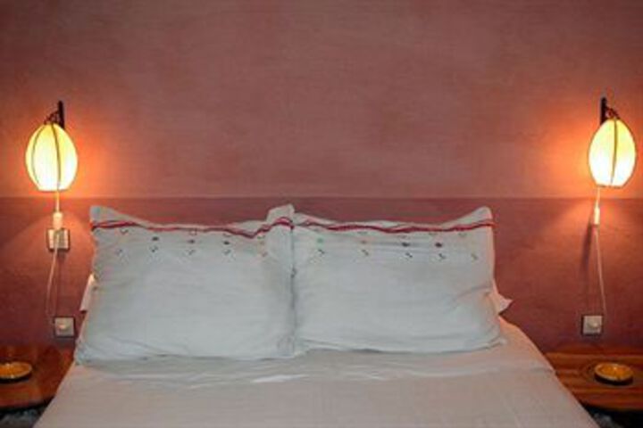 Room 13 of 34