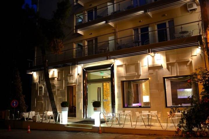 Hotel 52 of 52