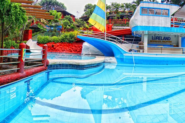 Pool Hotel