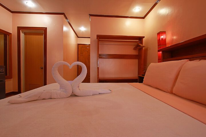 Room 10 of 42