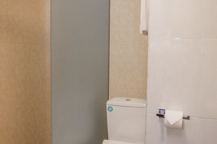 Clean Restrooms
