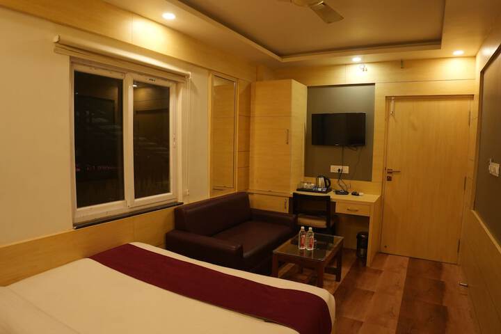 Room 10 of 53