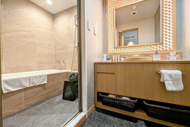 Room 92 of 138