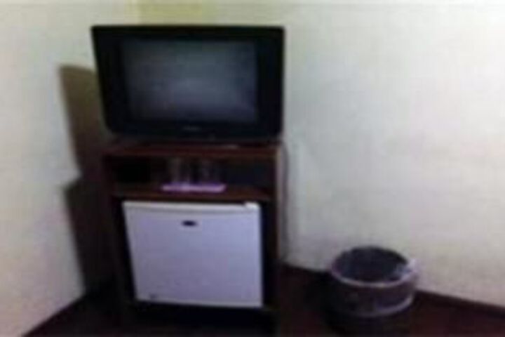 Room 21 of 39