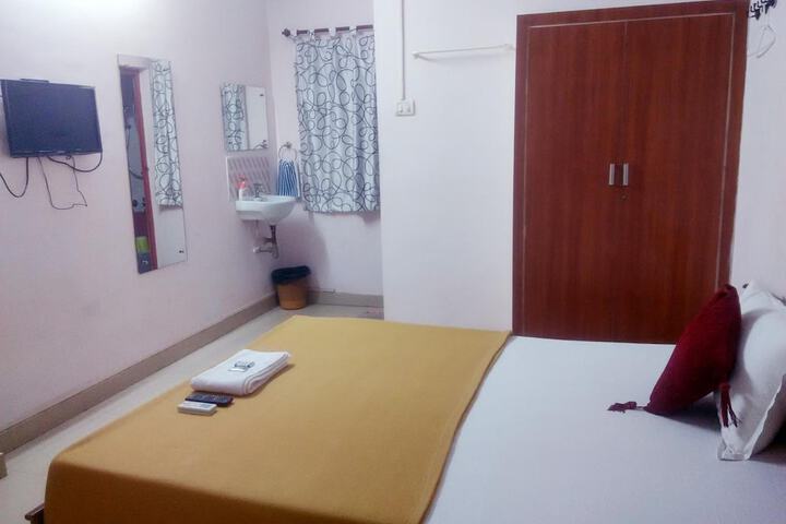 Room 14 of 53
