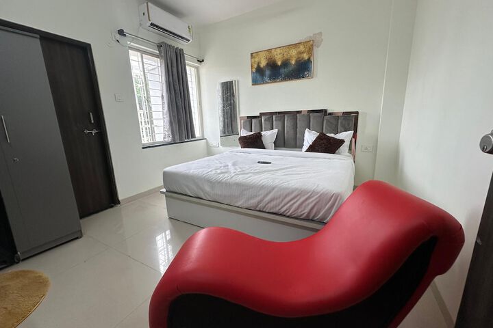 Room 14 of 27