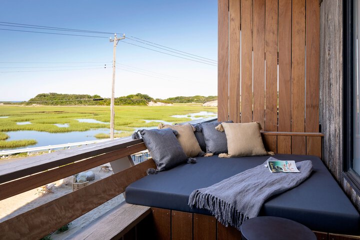 1 King Bed Patio (14 of 18)