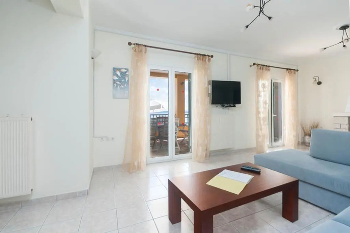 Room 2 of 19
