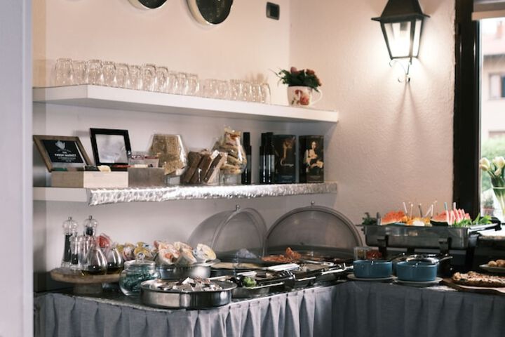 Dining 69 of 93