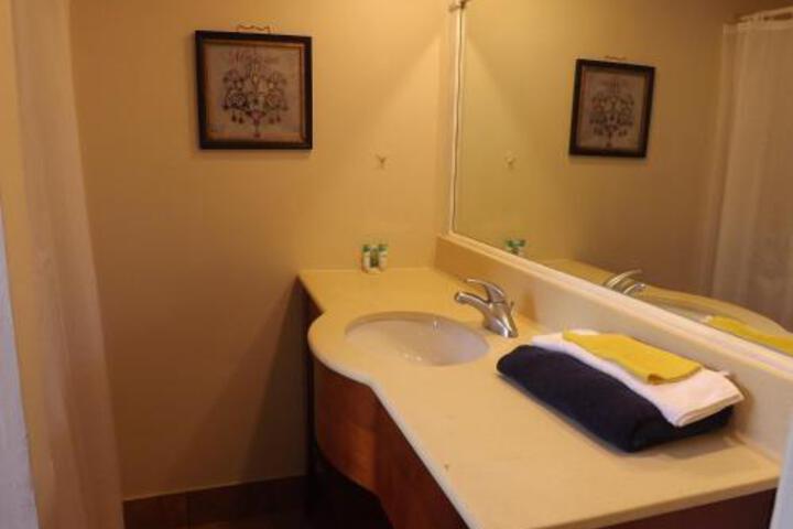 Room 3 of 6