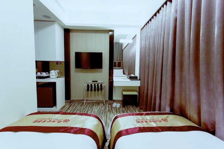 Room 21 of 56