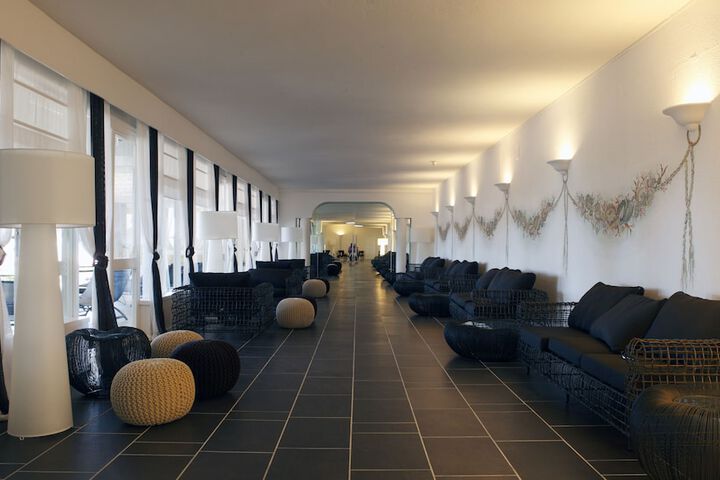 Lobby Entry
