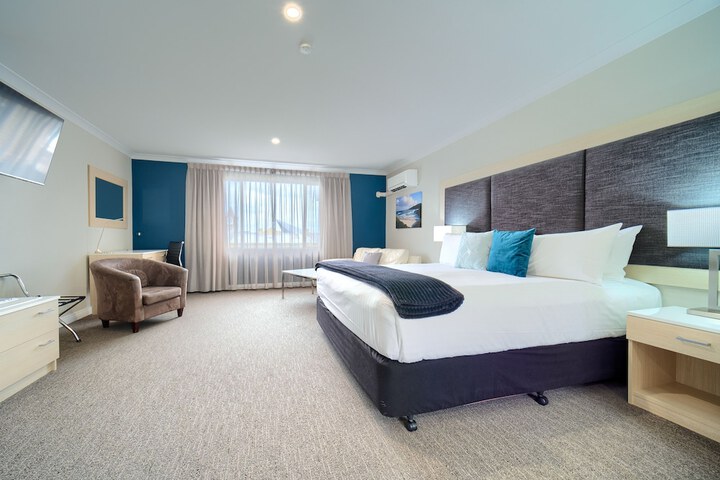 Room 17 of 79