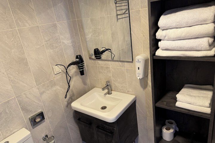 Room 14 of 21