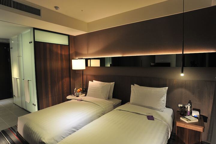 Room 35 of 108