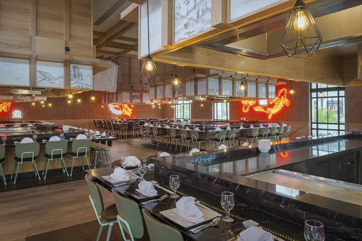 Dining 94 of 147