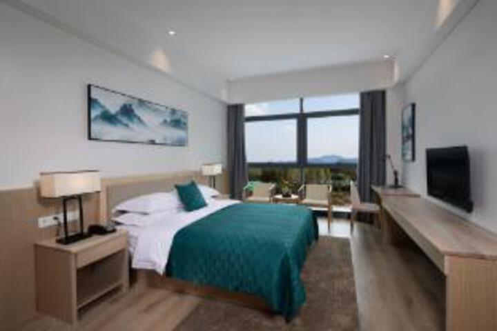 Room 9 of 9