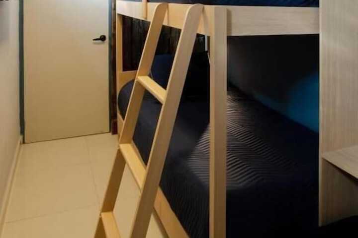 Room 7 of 15