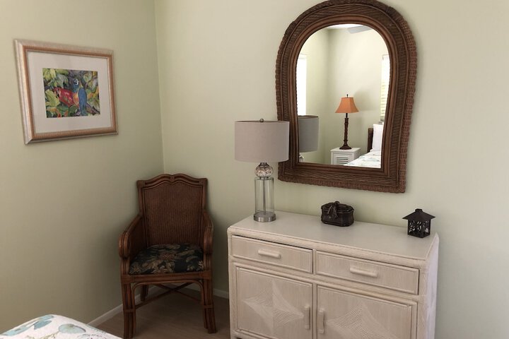 Room 16 of 115
