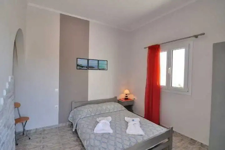 Room 3 of 11