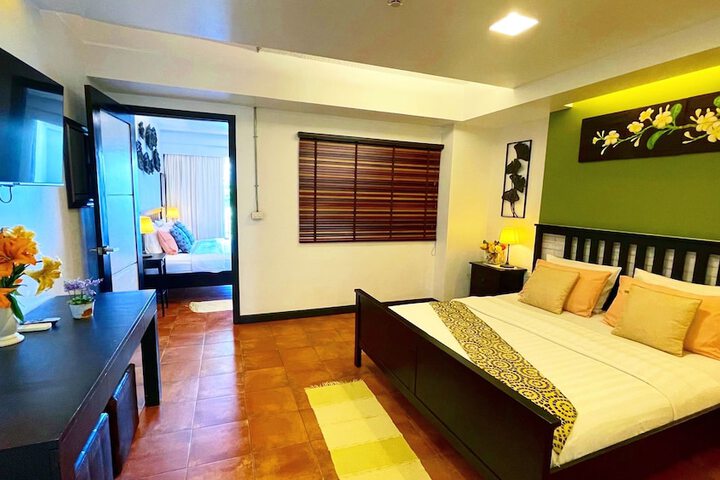 Room 15 of 68
