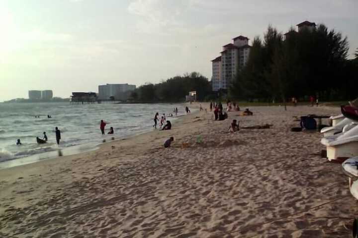 Beach 24 of 27