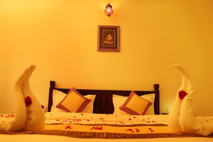 Room 4 of 26