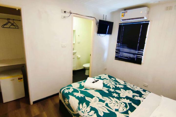 Room 17 of 73