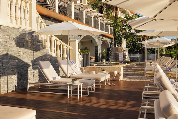 Sundeck