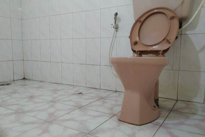 Room 44 of 72