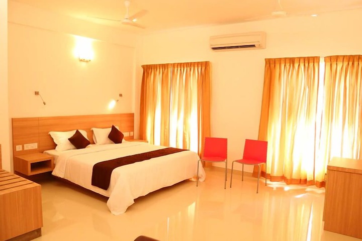 Room 8 of 35