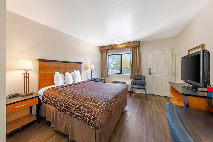 Room 7 of 26