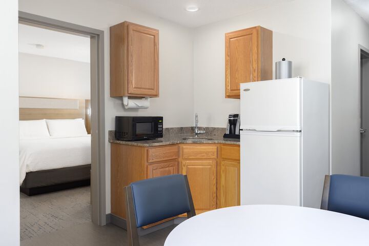 Room 18 of 40