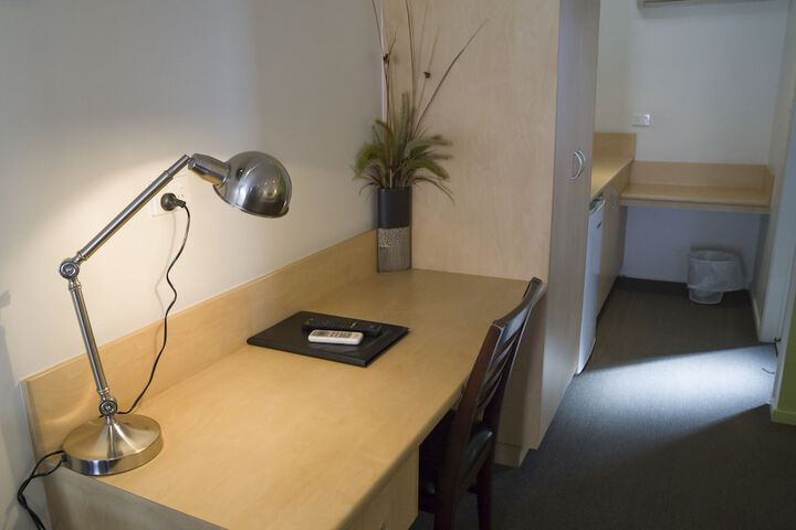 Room 6 of 31