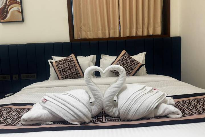 Room 6 of 26