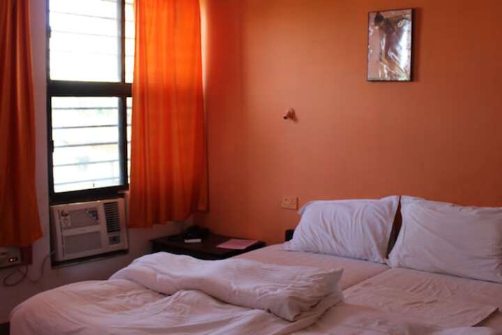 Room 7 of 97