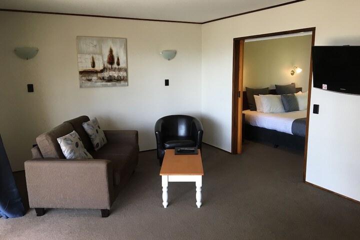 Room 70 of 141