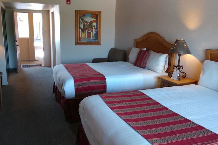 Room 7 of 74