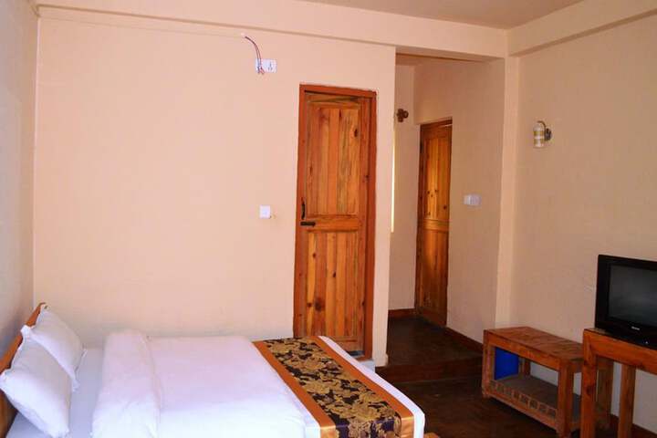 Room 18 of 47