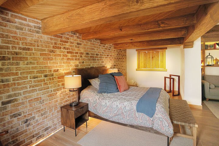 Room 13 of 44