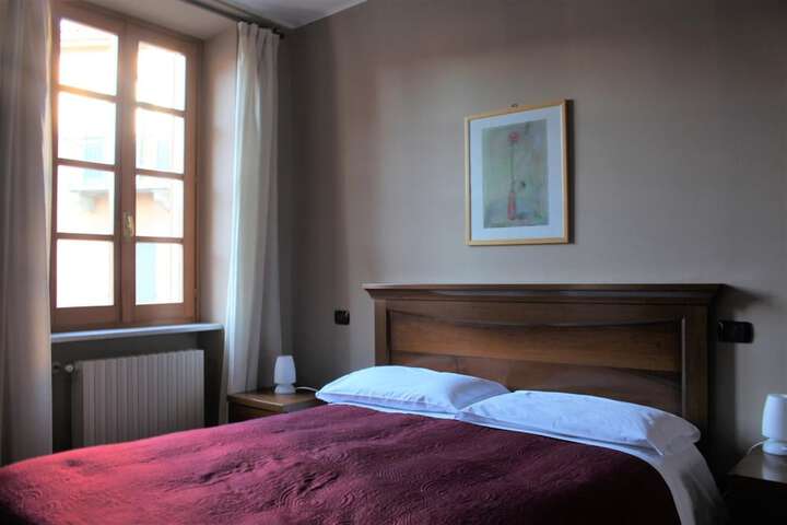 Room 16 of 64